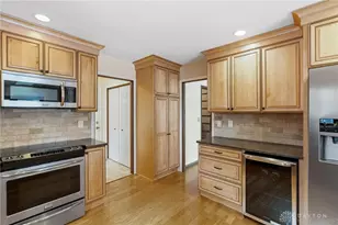 4400 Royal Ridge Way, Dayton, OH 45429 - Photo 19