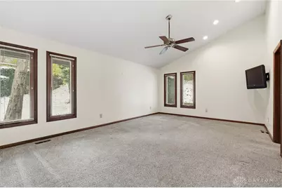 4400 Royal Ridge Way, Dayton, OH 45429 - Photo 33