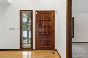 4400 Royal Ridge Way, Dayton, OH 45429 - Photo 5