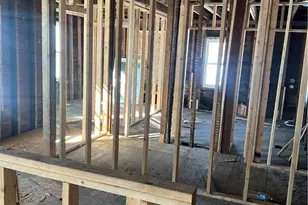 29 Vine St, Dayton, OH 45409 - Photo 5