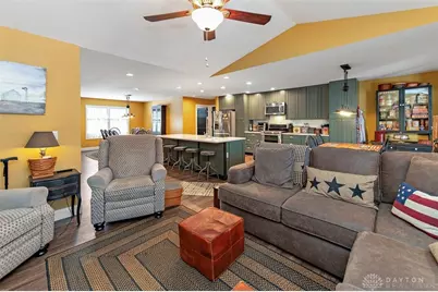 84 W Mill Street, Springboro, OH 45066 - Photo 9