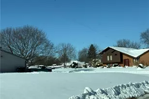 7540 Tuscola Dr, Dayton, OH 45426 - Photo 1