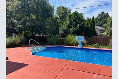 825 Chaucer Lane, Tipp City, OH 45371 - Photo 63