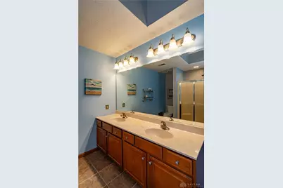 825 Chaucer Lane, Tipp City, OH 45371 - Photo 39