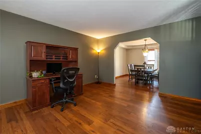 825 Chaucer Lane, Tipp City, OH 45371 - Photo 7