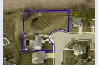 825 Chaucer Lane, Tipp City, OH 45371 - Photo 73