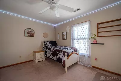 825 Chaucer Lane, Tipp City, OH 45371 - Photo 43