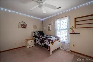 825 Chaucer Ln, Tipp City, OH 45371 - Photo 43