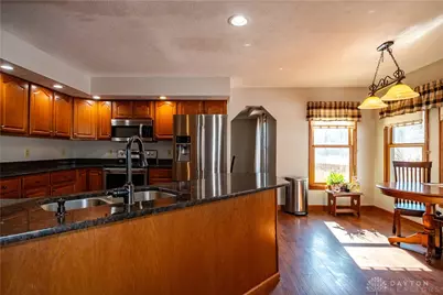 825 Chaucer Lane, Tipp City, OH 45371 - Photo 21