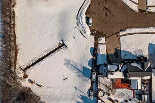 825 Chaucer Ln, Tipp City, OH 45371 - Photo 73