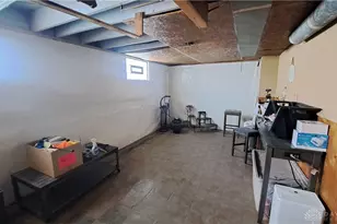 148 Valleyview Dr, Dayton, OH 45405 - Photo 17