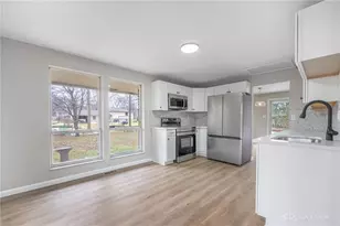 211 Whittington Dr, Centerville, OH 45459 - Photo 11