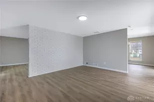 211 Whittington Dr, Centerville, OH 45459 - Photo 5