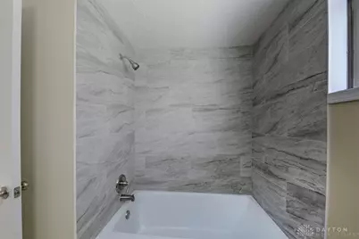 12130 Lakefront Drive, Hillsboro, OH 45133 - Photo 19