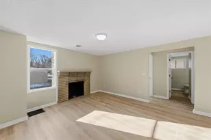 12130 Lakefront Dr, Hillsboro, OH 45133 - Photo 7