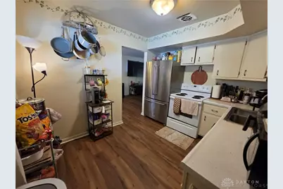 7720 Graceland Street, Dayton, OH 45459 - Photo 9