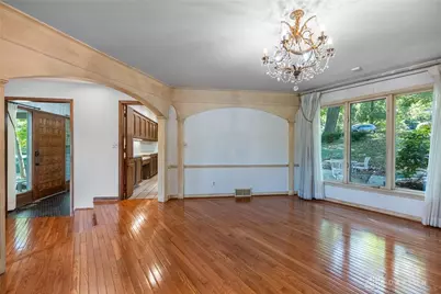 701 E Schantz Avenue, Oakwood, OH 45419 - Photo 11