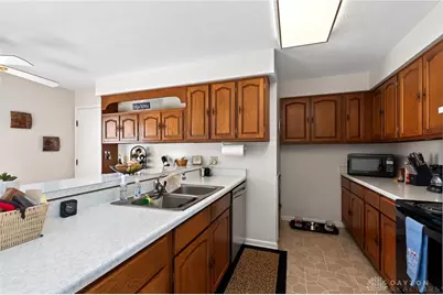 190 Lyons Drive, Dayton, OH 45459 - Photo 37