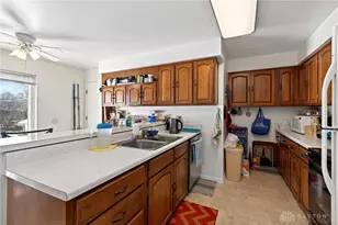 190 Lyons Dr, Dayton, OH 45459 - Photo 77