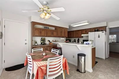 190 Lyons Drive, Dayton, OH 45459 - Photo 35