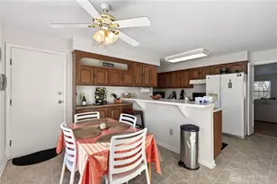 190 Lyons Dr, Dayton, OH 45459 - Photo 35