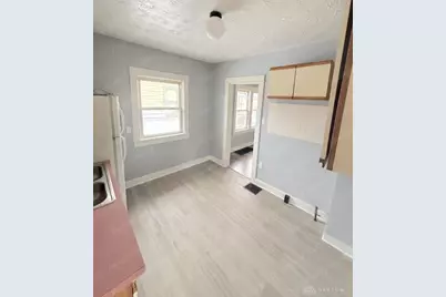 928 Burleigh Avenue, Dayton, OH 45402 - Photo 5
