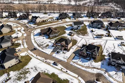 1298 Patriot Way, Beavercreek, OH 45434 - Photo 5