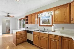 122 Parkhurst Rd, Beavercreek, OH 45440 - Photo 7