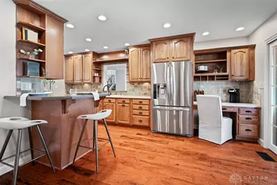 981 Pheasant Run Drive, Dayton, OH 45458 - Photo 3