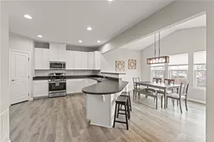 1552 Cedar Creek Dr, Dayton, OH 45458 - Photo 13