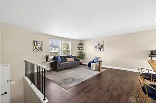 4130 Bronze Leaf Ct, Dayton, OH 45424 - Photo 9