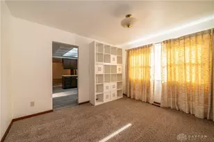 7106 Cranlyn Dr, Englewood, OH 45322 - Photo 5