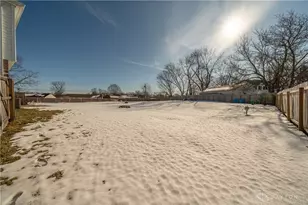 7106 Cranlyn Dr, Englewood, OH 45322 - Photo 35