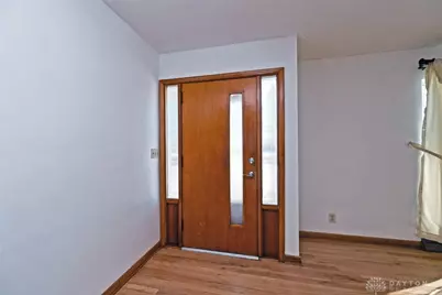 2801 S Springfield Jamestown Street, Springfield, OH 45505 - Photo 5