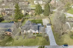 713 Murrell Dr, Kettering, OH 45429 - Photo 3