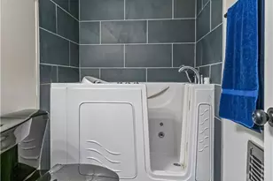 8041 Bushclover Dr, Tipp City, OH 45371 - Photo 29