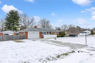 3136 Wolfe Dr, Fairborn, OH 45324 - Photo 5