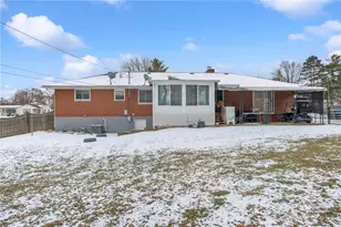 3136 Wolfe Dr, Fairborn, OH 45324 - Photo 7