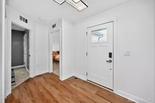 5667 Woodcreek Dr, Middletown, OH 45042 - Photo 7