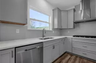 8705 Quietwood Ln, Cleves, OH 45002 - Photo 17