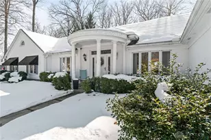 2260 Vienna Pkwy, Dayton, OH 45459 - Photo 1