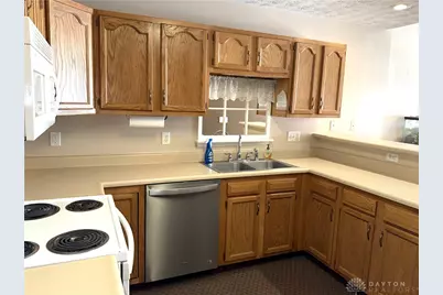 4051 Twin Lakes Circle, Englewood, OH 45315 - Photo 19