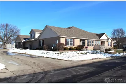 4051 Twin Lakes Circle, Englewood, OH 45315 - Photo 1