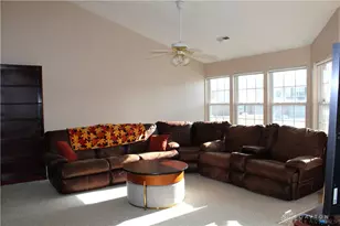 4051 Twin Lakes Cir, Englewood, OH 45315 - Photo 11