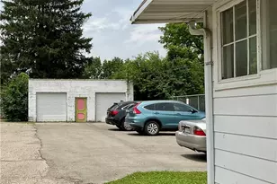 115 S Burnett Rd, Springfield, OH 45505 - Photo 3