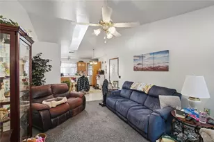 5564 Ridgewood Rd, Springfield, OH 45503 - Photo 7