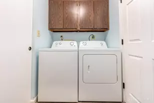 4913 Foxdale Dr, Kettering, OH 45429 - Photo 25