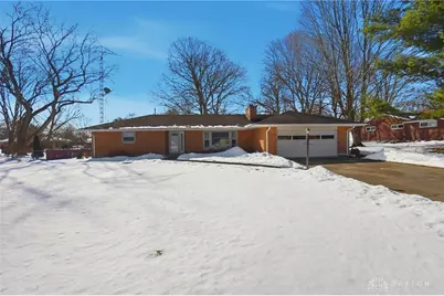 1040 Grove Hill Drive, Beavercreek, OH 45434 - Photo 3