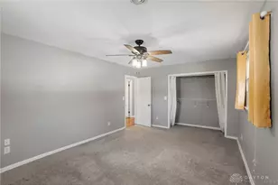 1040 Grove Hill Dr, Beavercreek, OH 45434 - Photo 19