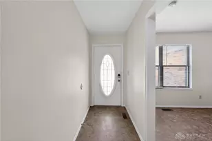 6800 Deer Bluff Dr, Dayton, OH 45424 - Photo 5